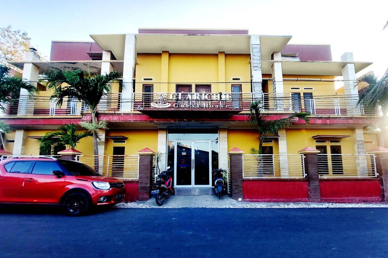 Spot On 3605 Clarichie Guest House Kupang  Exterior photo